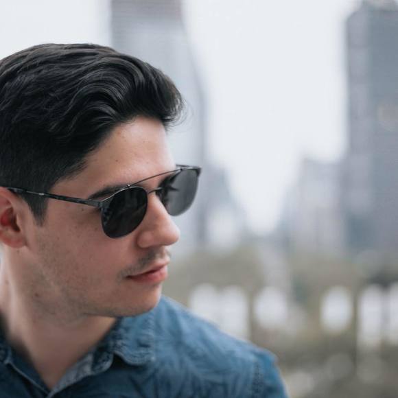 Meet your Posher, Alexander - Picture 1 of 1